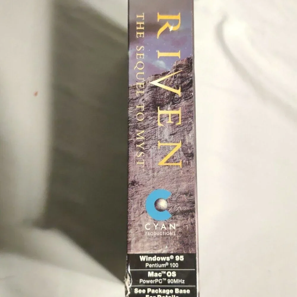 Riven: The Sequel to Myst (Windows/Mac, 1997) read description. Open box.